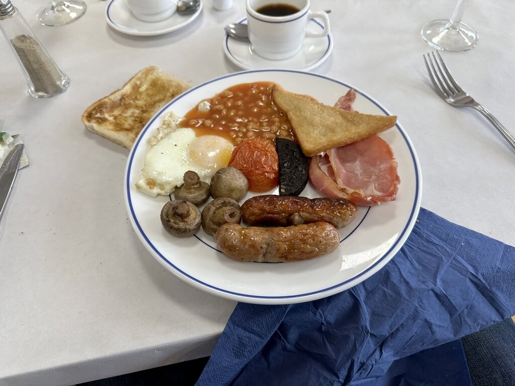 an image of the full fried breakfast